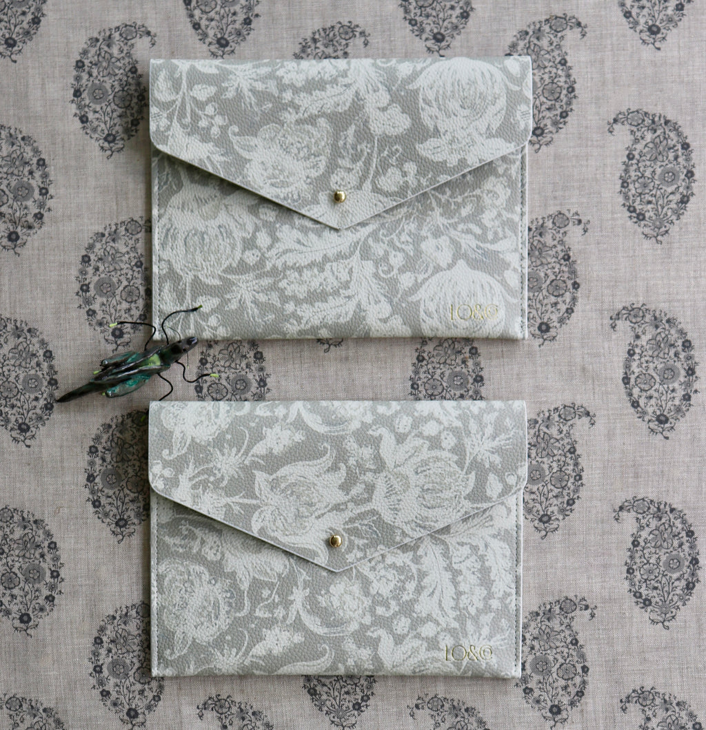 Card Envelope in Hazel - Ash