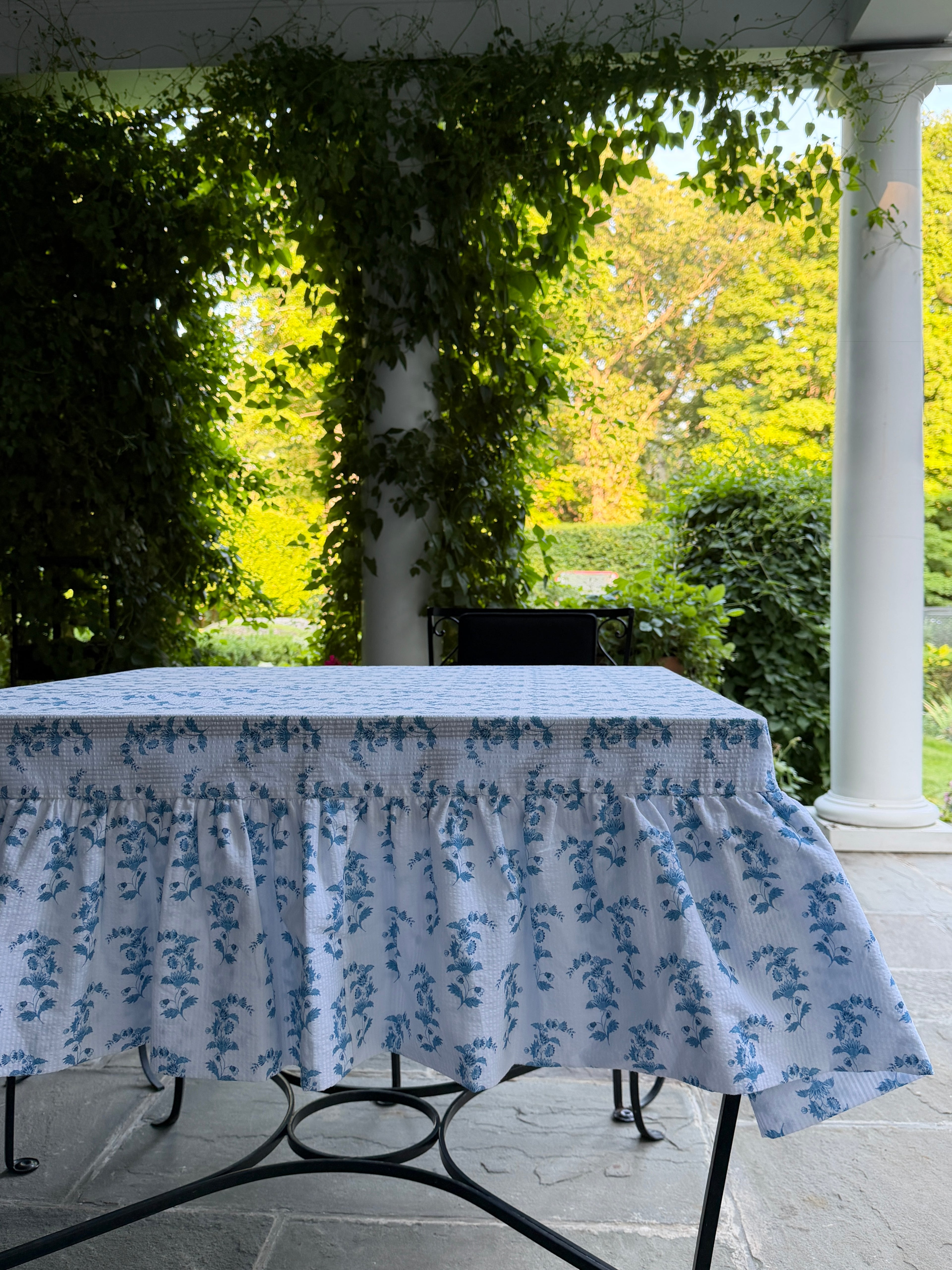 Tablecloth in Bellflower - Blue